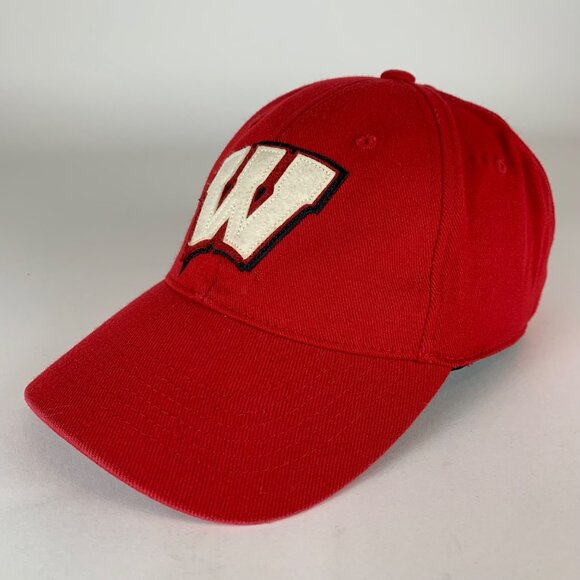 Wisconsin Badgers NCAA Top of the World Relaxed Fit Stretch Fitted Hat One Size - Picture 1 of 5